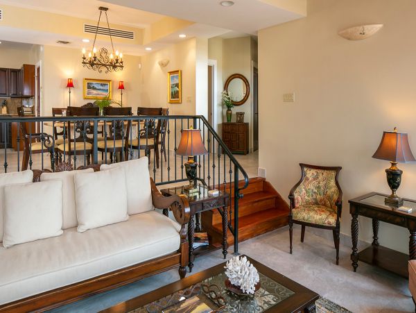 St. John Home 980282