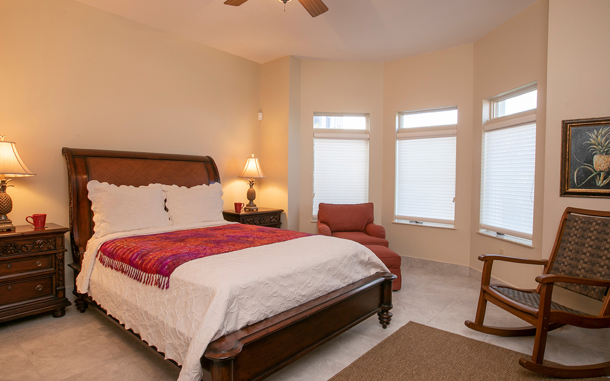 St. John Home 980282