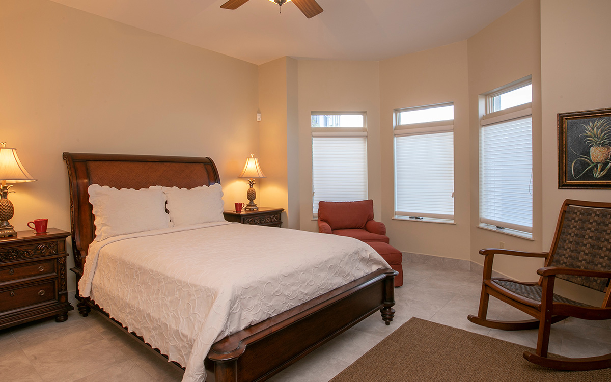 St. John Home 980282