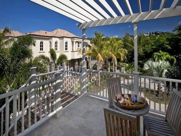 St. John Home 980283