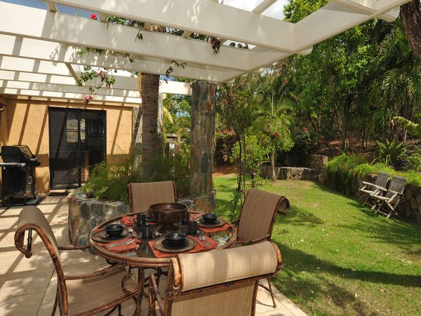 St. John Home 980285