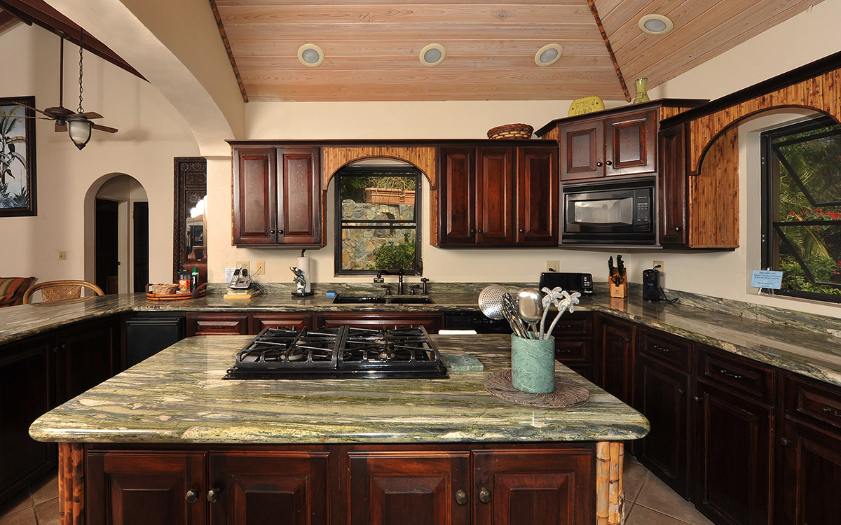 St. John Home 980285