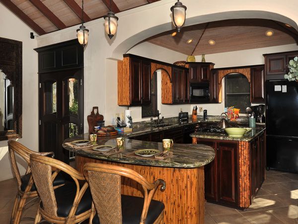 St. John Home 980285