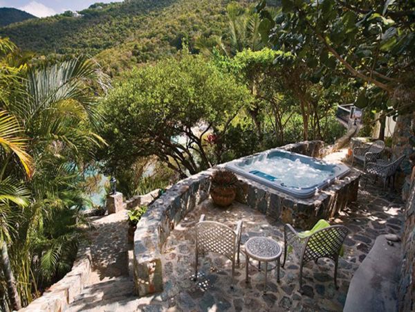 St. John Home 980286