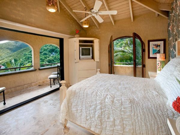 St. John Home 980287