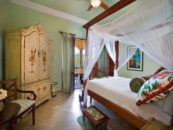 St. John Home 980289