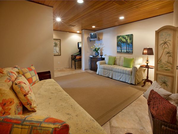 St. John Home 980289