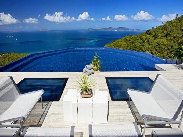 St. John Home 980293