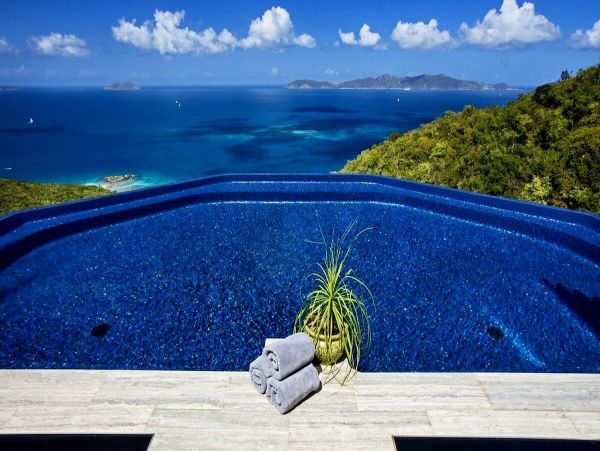 St. John Home 980293