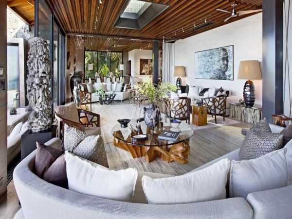 St. John Home 980293