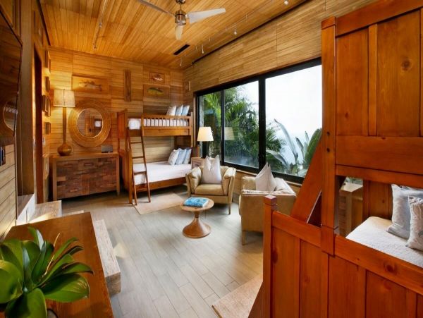 St. John Home 980293