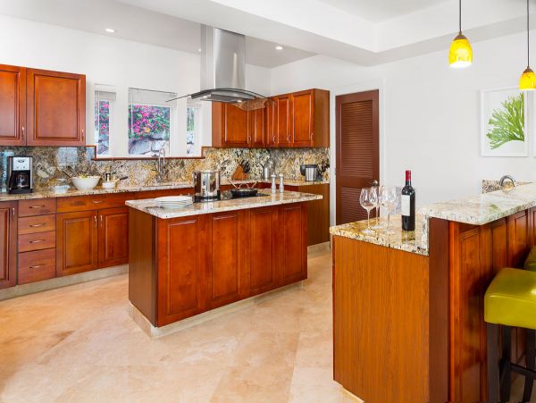 St. John Home 980296
