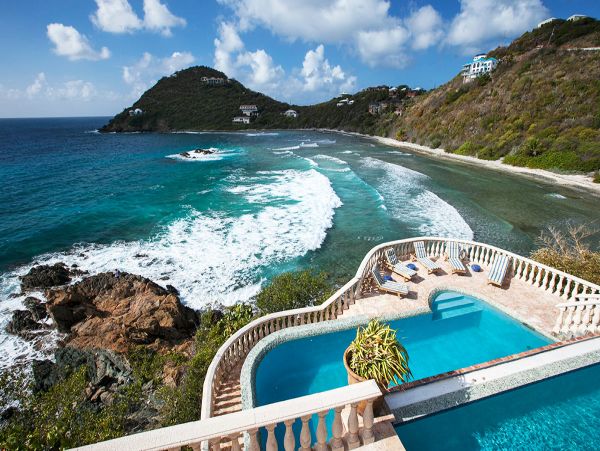St. John Home 980297