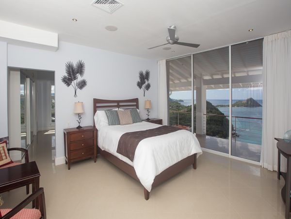 6 Bedroom Infinity Pool Villa