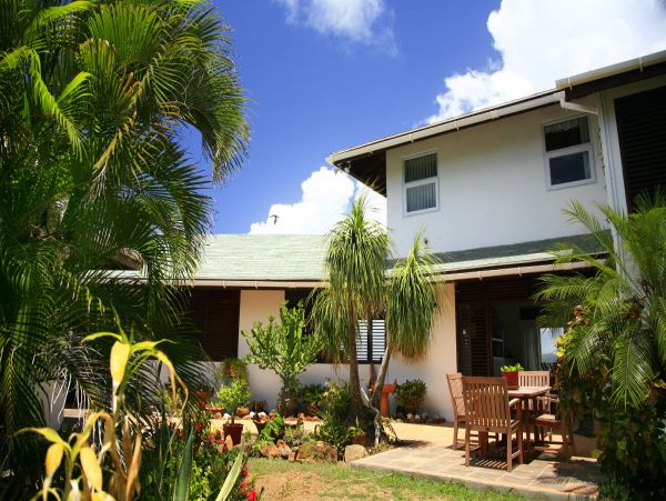 St. Lucia Home 980302