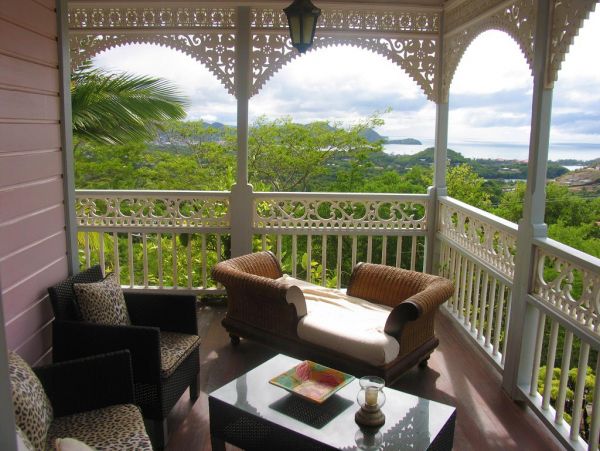 St. Lucia Home 980303