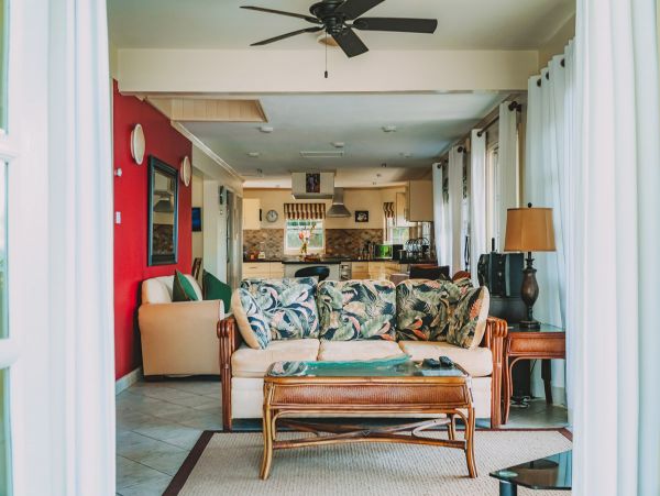 St. Lucia Home 980304