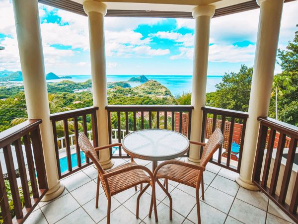 St. Lucia Home 980304