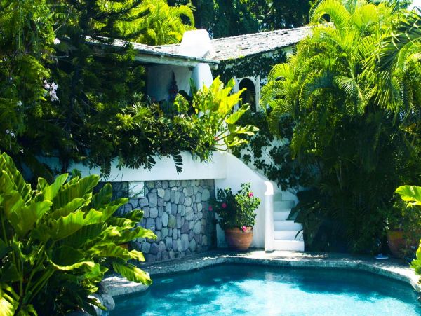 St. Lucia Home 980308