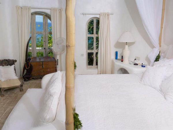 St. Lucia Home 980308