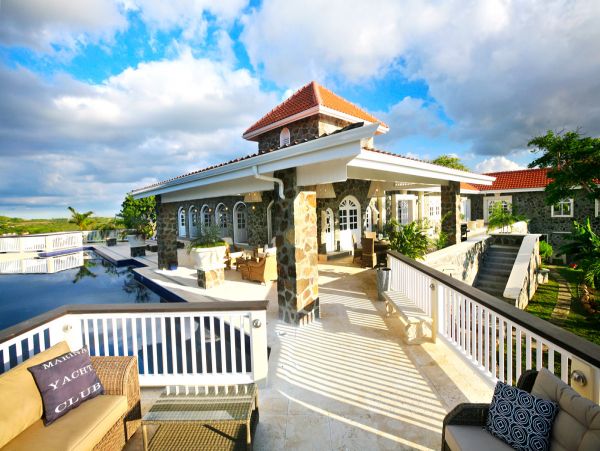 St. Lucia Home 980312