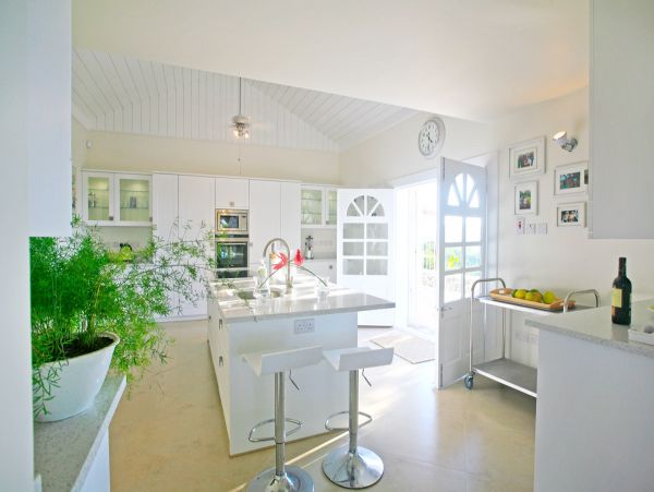 St. Lucia Home 980312