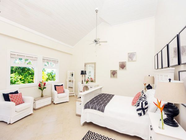 St. Lucia Home 980312