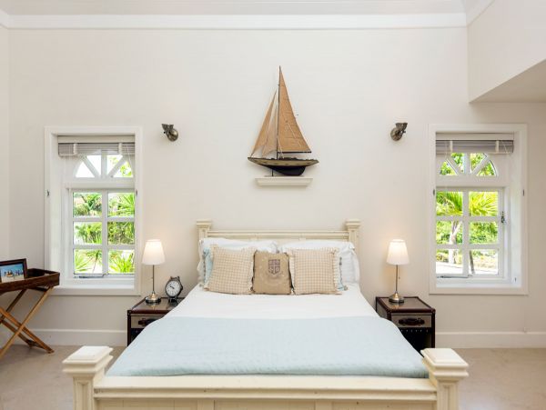 St. Lucia Home 980312
