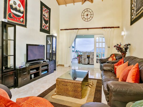 5 Bedroom Property Close to Word Class Golf