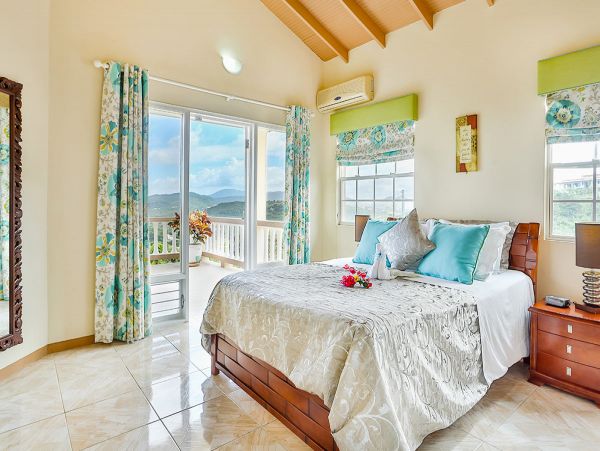5 Bedroom Property Close to Word Class Golf