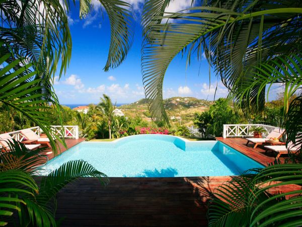 St. Lucia Home 980315