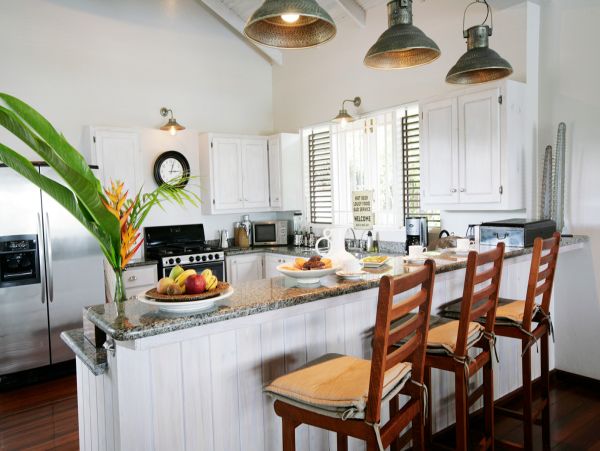St. Lucia Home 980315