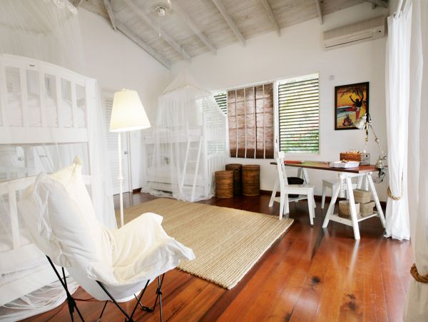 St. Lucia Home 980315