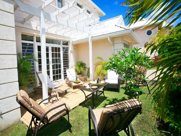 St. Lucia Home 980316