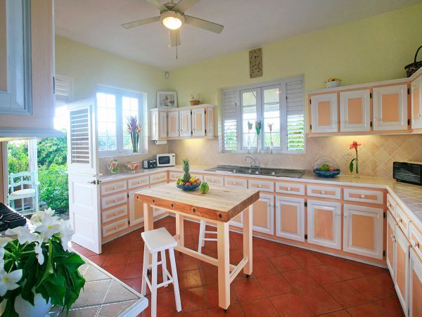St. Lucia Home 980317
