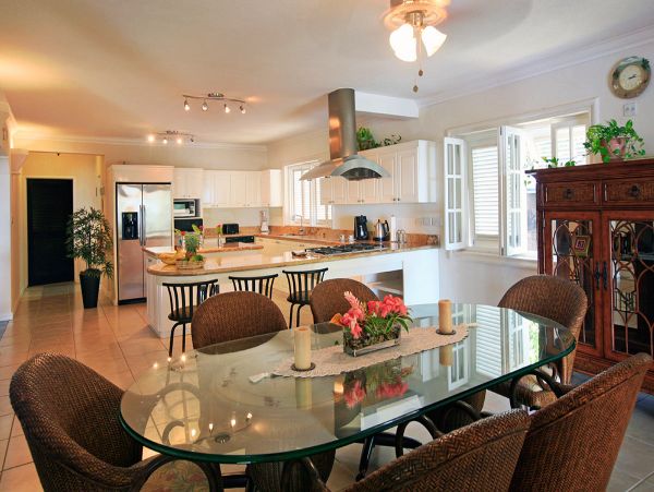 St. Lucia Home 980320