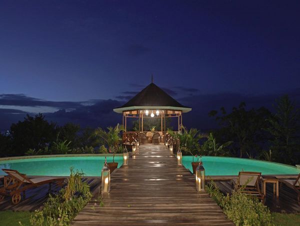 St. Lucia Home 980321