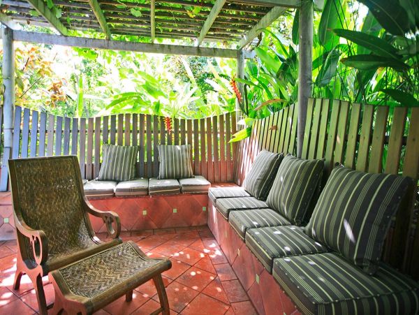 St. Lucia Home 980322