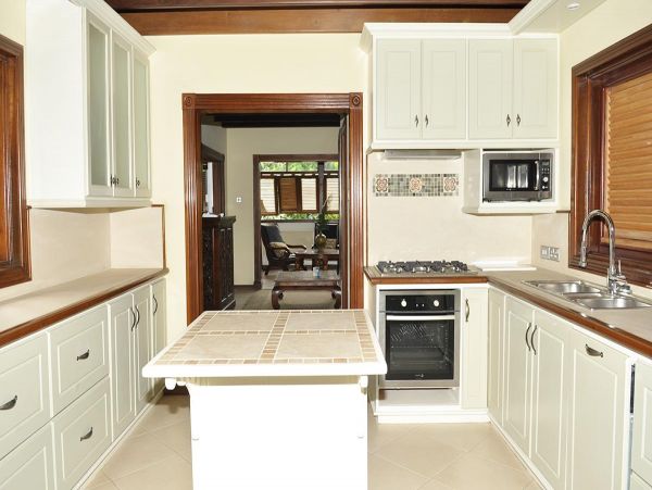 St. Lucia Home 980322