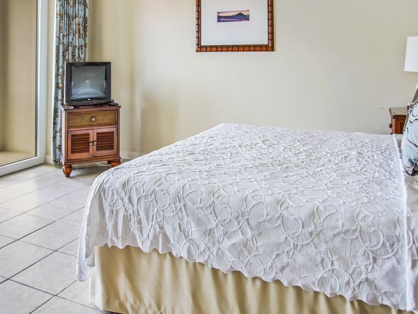 St. Lucia Home 980326