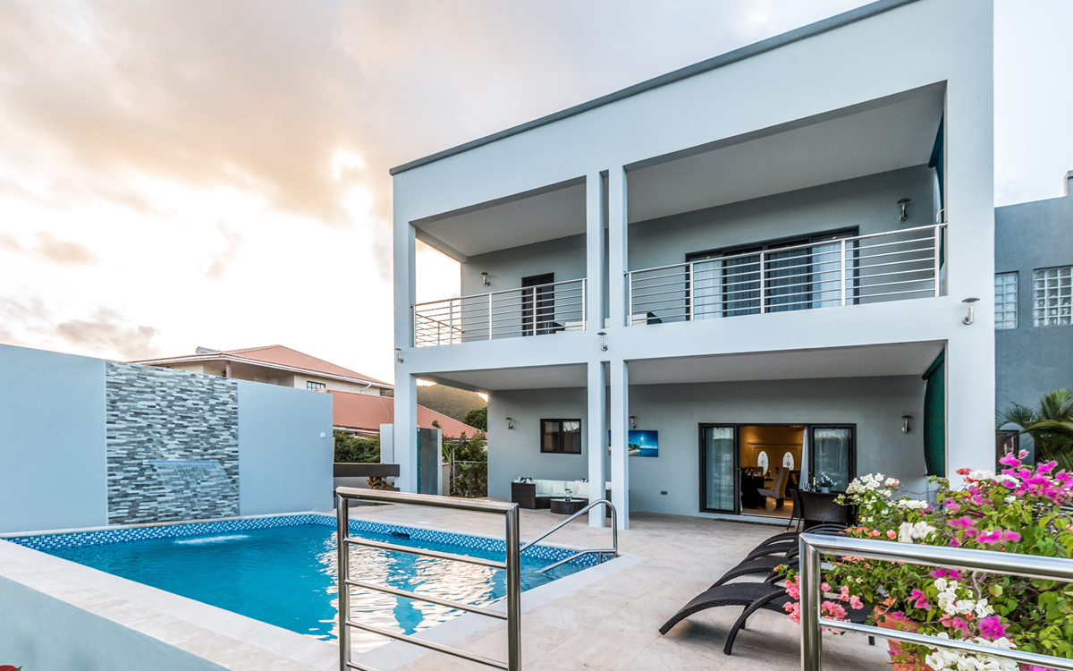 St. Lucia Home 980328