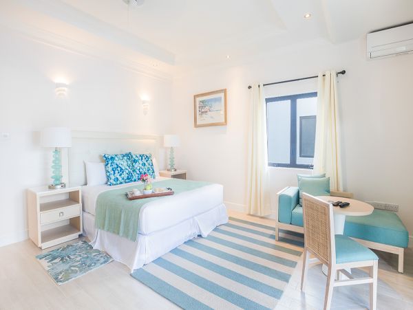 St. Lucia Home 980328