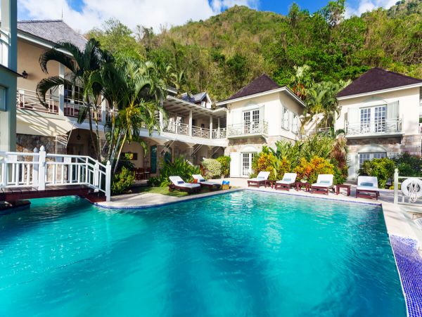 St. Lucia Home 980329
