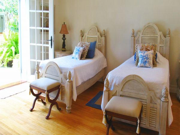 St. Lucia Home 980329
