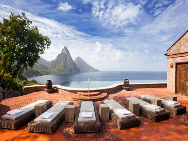 St. Lucia Home 980330