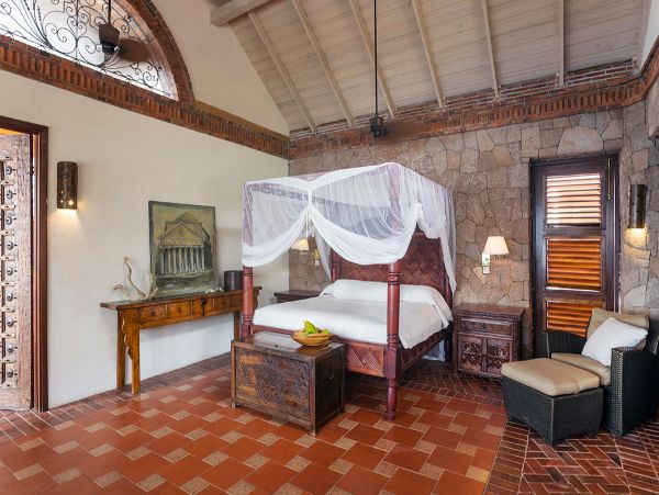 St. Lucia Home 980330