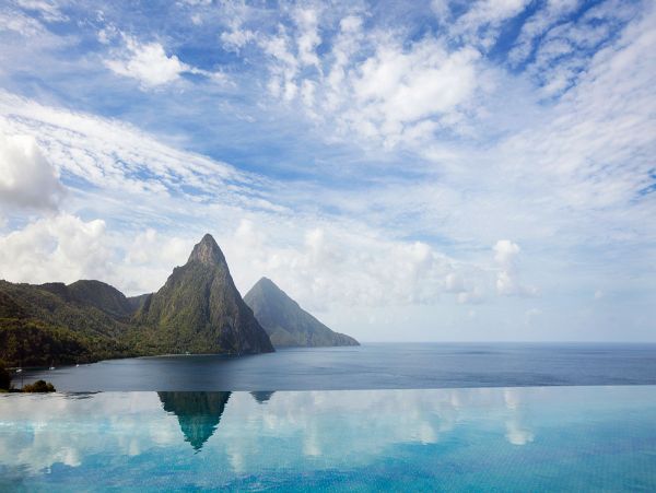 St. Lucia Home 980330