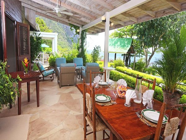 St. Lucia Home 980331