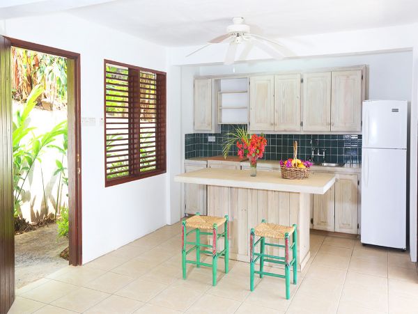 St. Lucia Home 980331