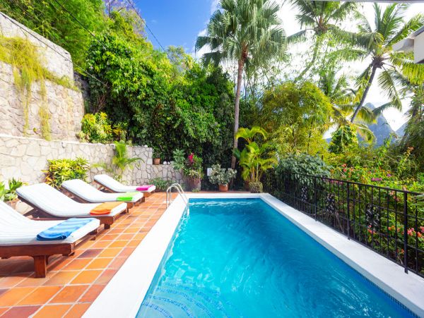 St. Lucia Home 980333